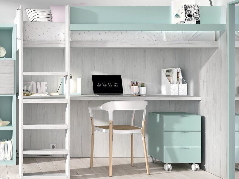 Cama alta con mesa de estudio y cajonera