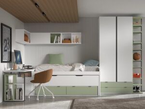 Dormitorio juvenil con zona de estudio, cama desplazable, armario y estanterías