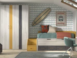Dormitorio juvenil con armarios, cama desplazable con escalera contenedora y zona de estudio