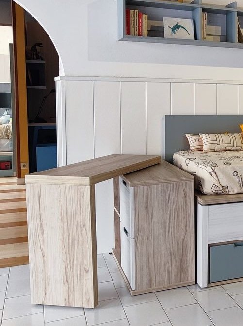 Mesa de estudio giratoria