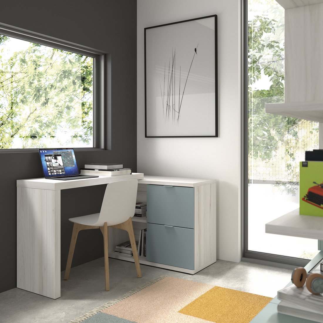 Mesa giratoria abierta para crear una zona de teletrabajo en casa